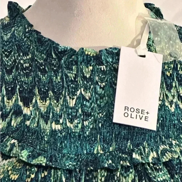 NEW Rose & Olive Top Size Medium Cap Sleeves Summer Spring NWT - Picture 5 of 8